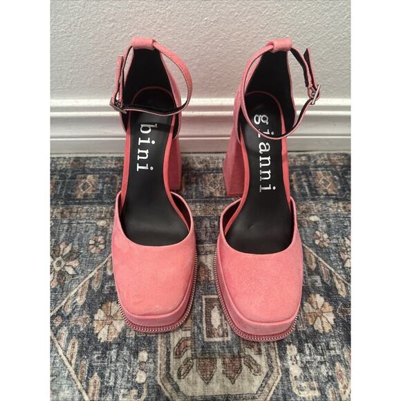 $130 Gianni Bini Pink Otten Suede Buckle Platform Pump Women’s Sz 6.5 Wore Once - Picture 1 of 6